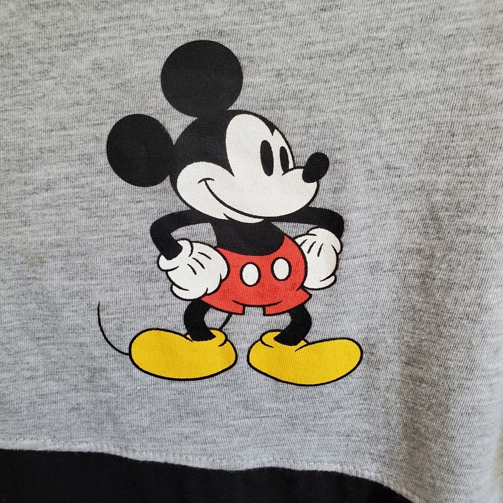 Disney Brand Mickey Mouse Graphic Long Sleeve Tee Shirt Top Size S Great - Picture 3 of 10